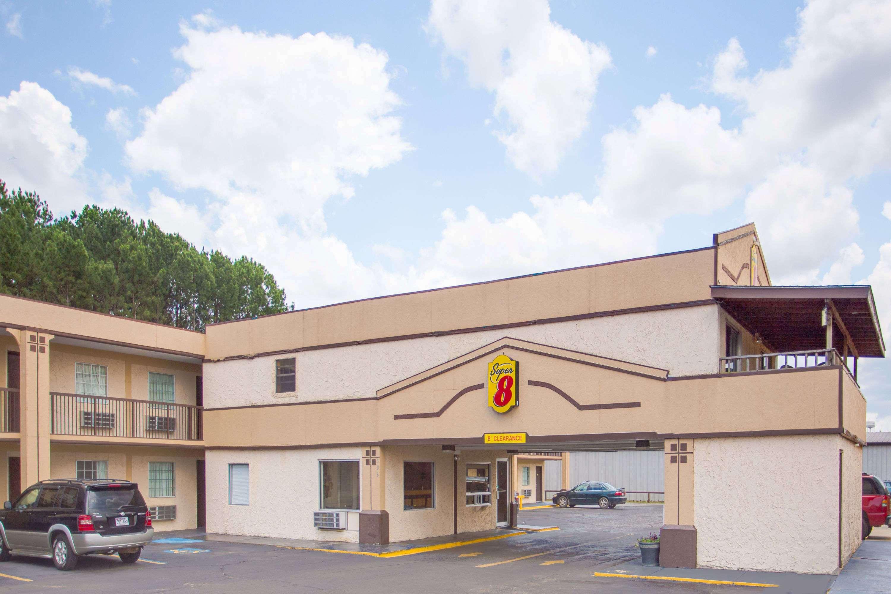 Super 8 By Wyndham Monticello Ar Motel Bagian luar foto